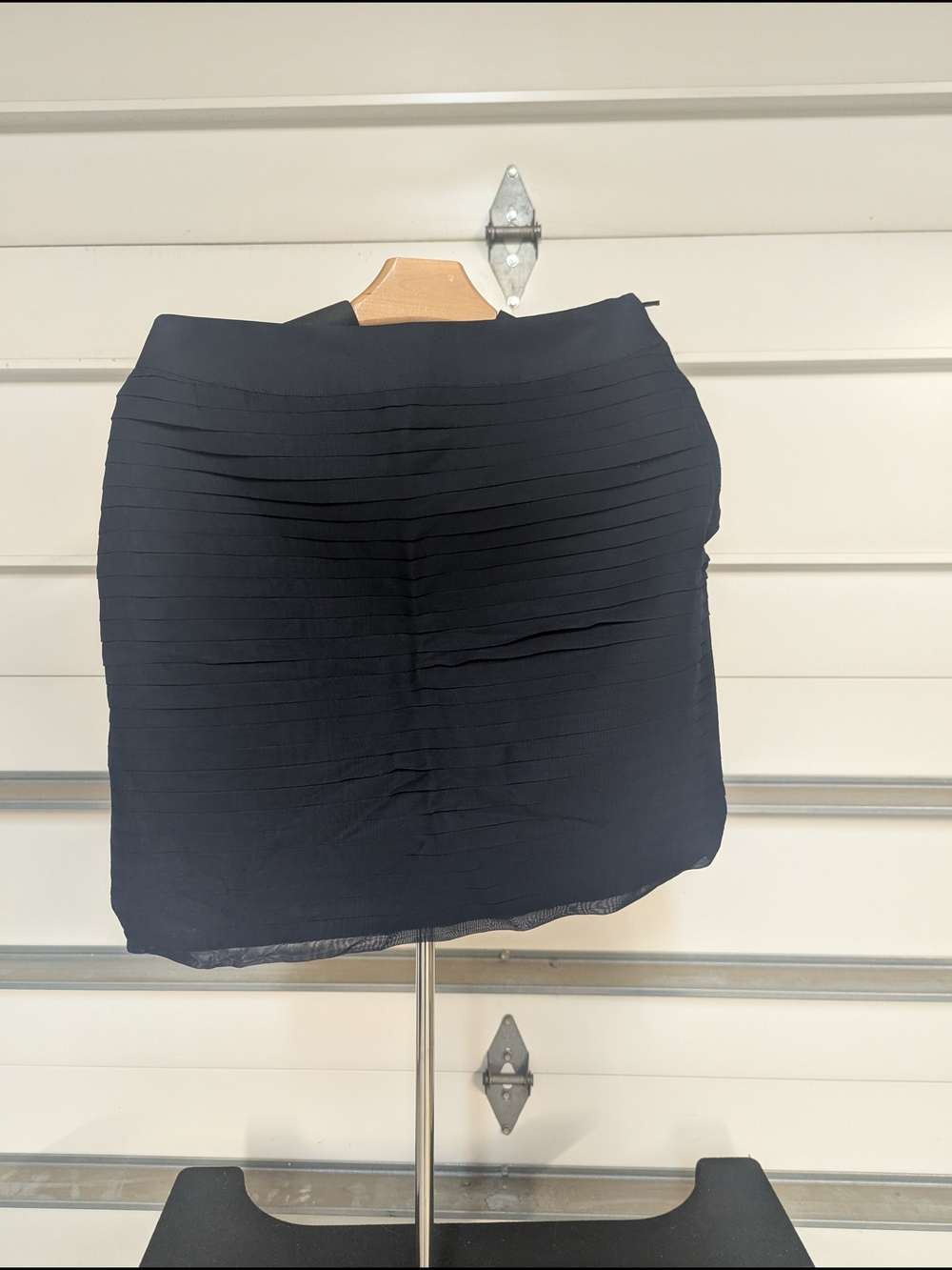 H&M Black Pleated Mini Skirt